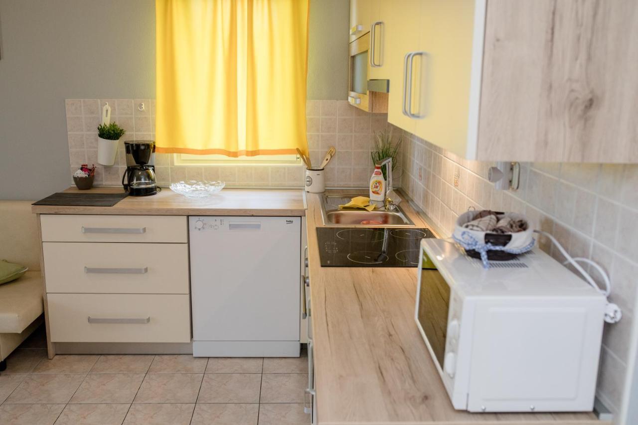 Apartmani Ana & Milo Лопар Екстер'єр фото