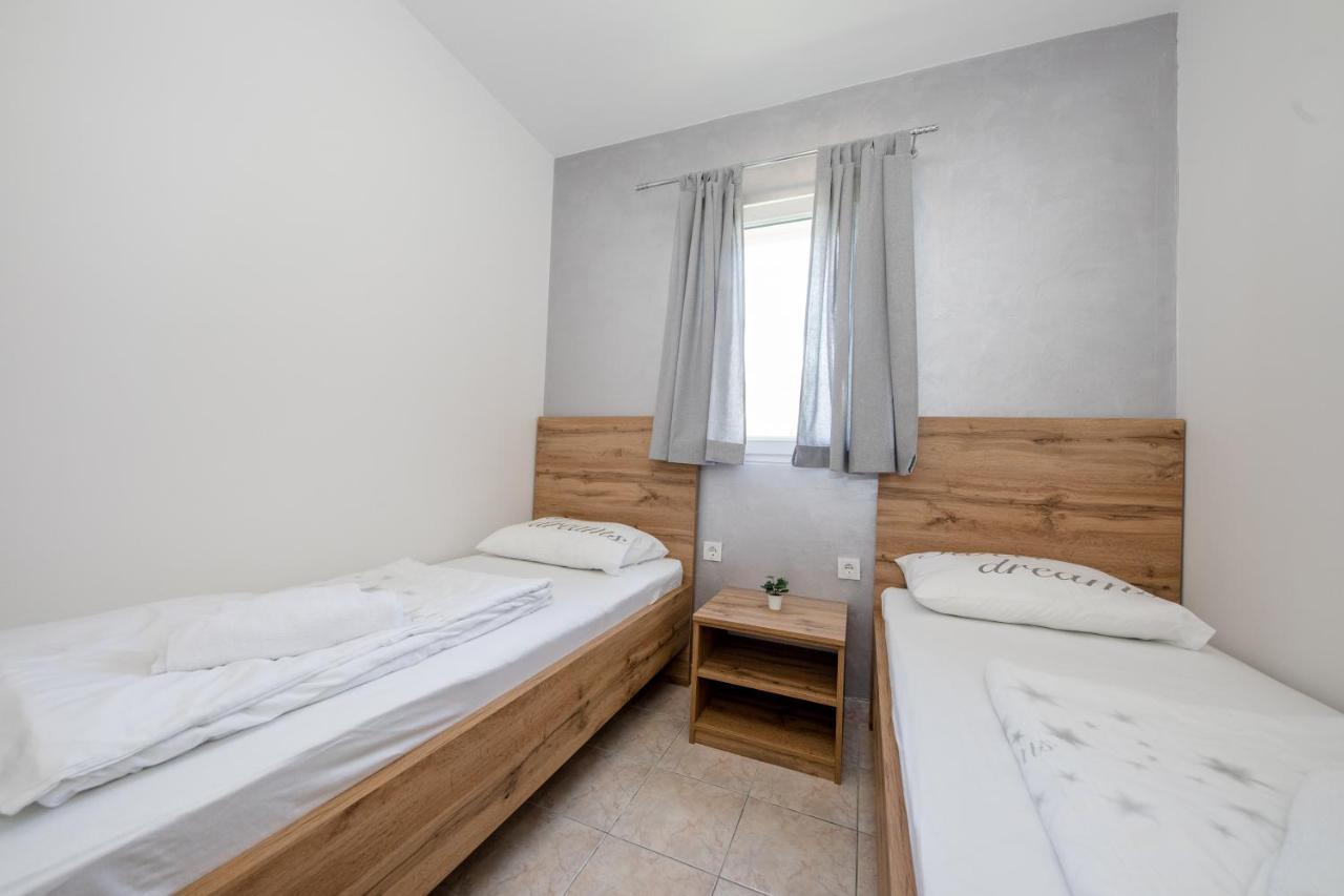 Apartmani Ana & Milo Лопар Екстер'єр фото