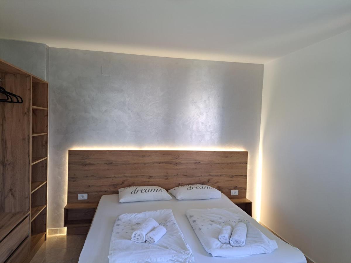 Apartmani Ana & Milo Лопар Екстер'єр фото